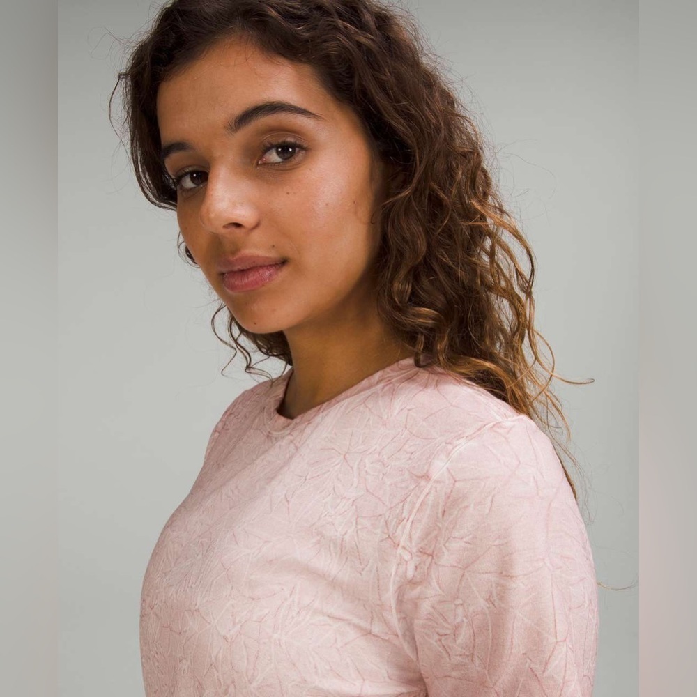 Nwt 🆕 Lululemon Love Crew T-Shirt in Summit Wash Smoky Topaz • US 8 - Picture 4 of 13